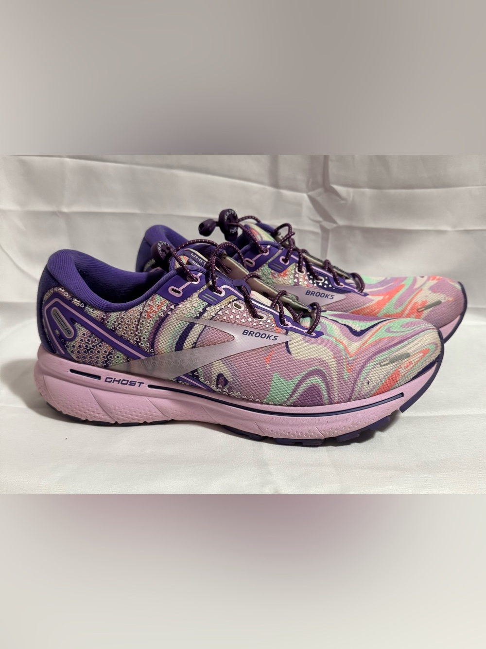 Brooks Ghost Women's Running Shoes in Purple Multi Swirl